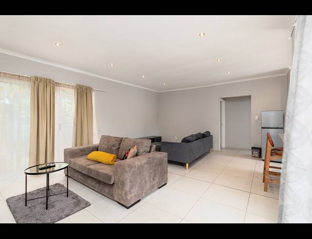 4 BEDROOM FREESTANDING FOR SALE IN PARKLANDS